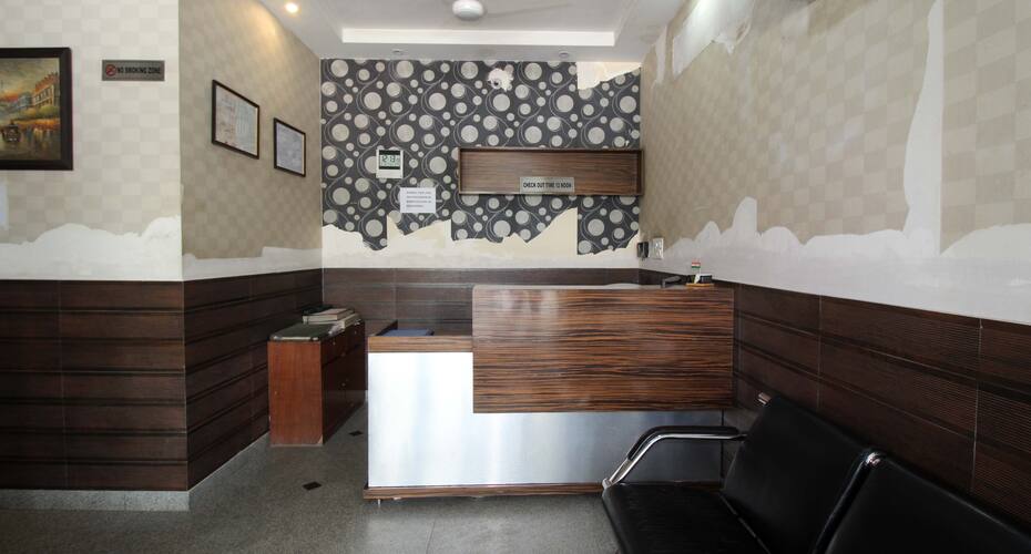 Glance Inn, New Delhi 4